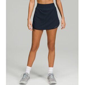Lululemon Hotty Hot High-Rise Skirt / Size 6 / True Navy Run Tennis